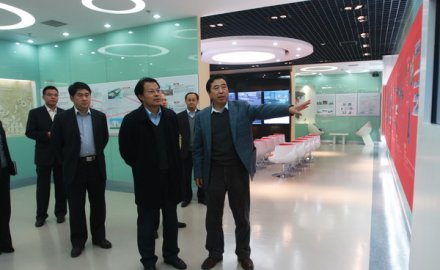 全国工商联副秘书长王忠明来6686手机端入口调研