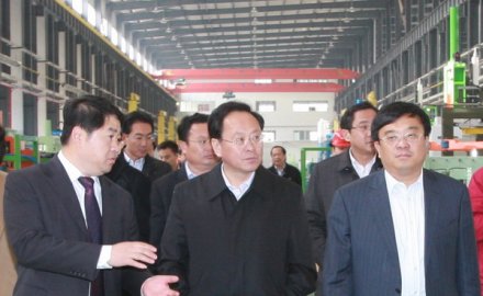 副市长胡绍军到6686手机端入口装备产业园调研