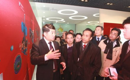 泰国农业部副部长Supachai Phosu一行到6686手机端入口参观交流